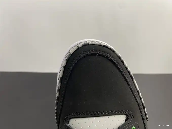 1st Kicks Shoes Jordan 3 Pine Air CT8532-030 Green 0617